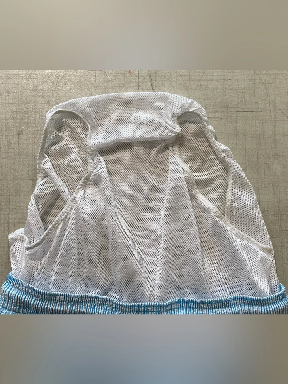 Trunks surf and swim company NWOT white, and turquoise blue stripes